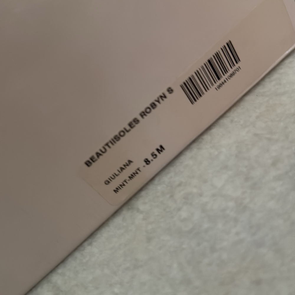 Beautiisoles by Robyn shreiber lovely green metallic leather loafers - Picture 5 of 5